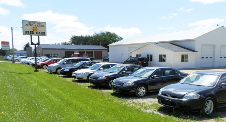 Affordable and Reliable used cars and vans for sale at Hunter Auto Sales in Independence, Iowa - Conveniently located near Waterloo, Cedar Rapids, and Dubuque.